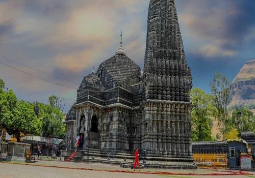 5 Jyotirlinga Tour Package from Mumbai